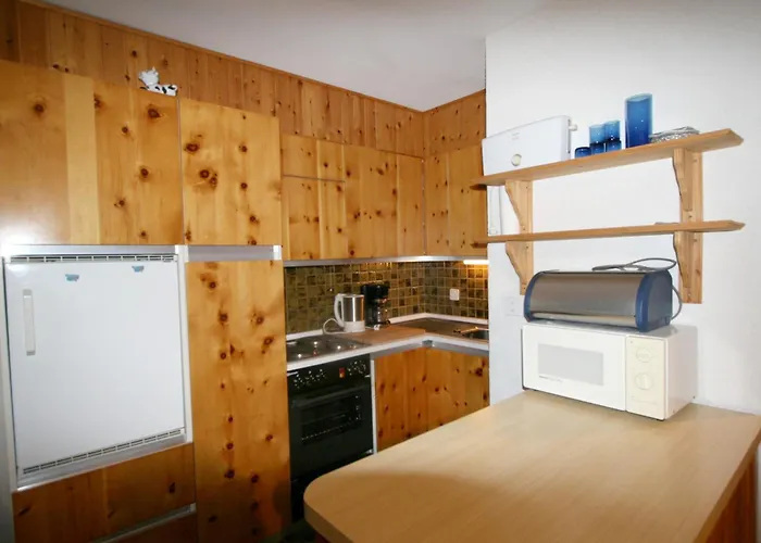 2 Pièces Résidence Mont-fort Appartement *